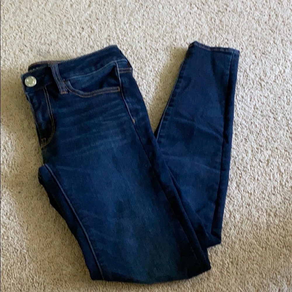 AMERICAN EAGLE DARK JEANS